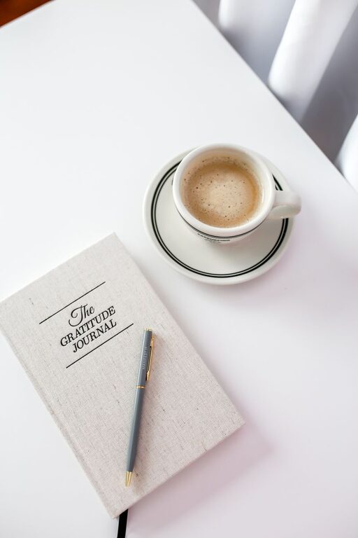 How to Start a Gratitude Journal to Boost Your Well-Being